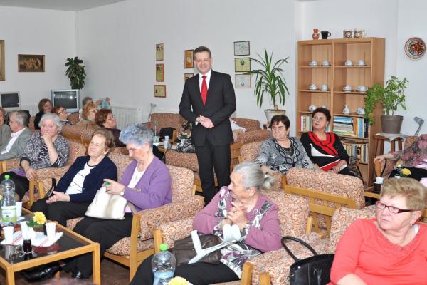 Oslava Dňa žien v domovoch dôchodcov a v Klube dôchodcov