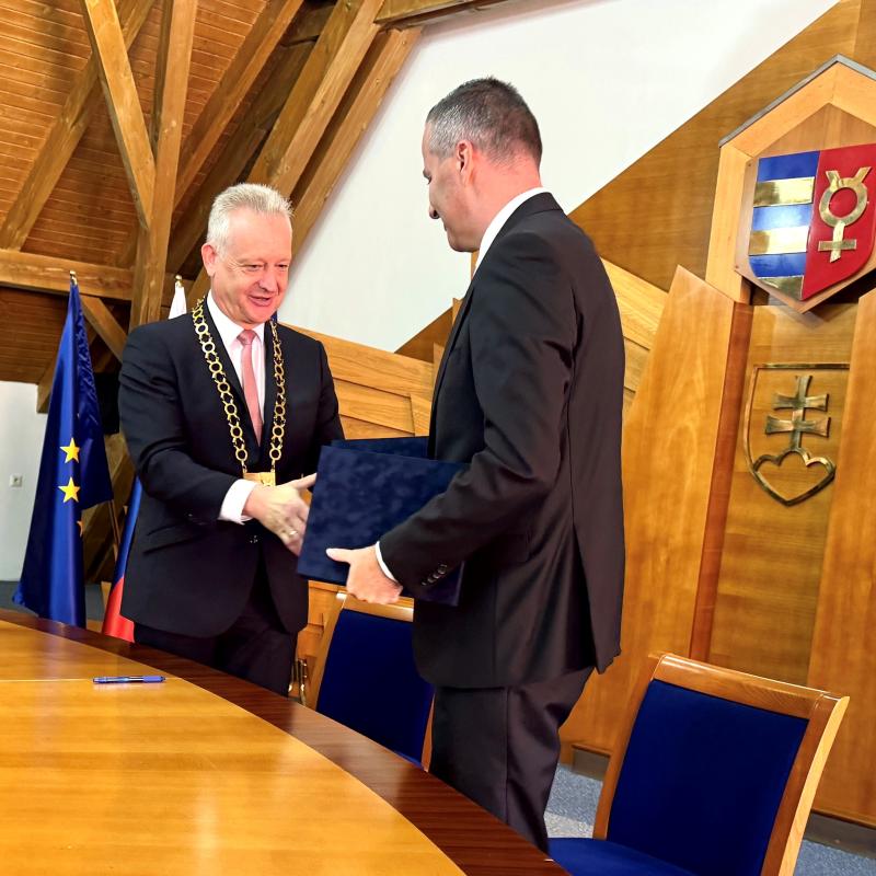 Dunaszerdahely és Zalaegerszeg testvérvárosi szerződést kötött