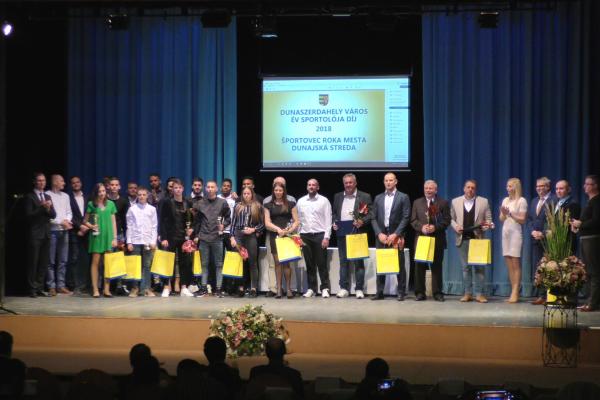 A 2018-as év legjobb sportolóit és edzőit díjazták