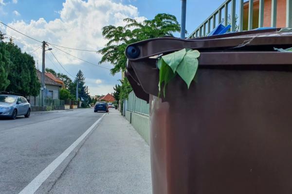  Od 4. apríla odvážajú bioodpad uložený v hnedých kontajneroch