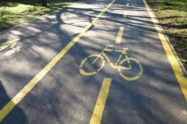 Cyklistický pruh predĺžia v Dunajskej Strede z dotácie od TTSK