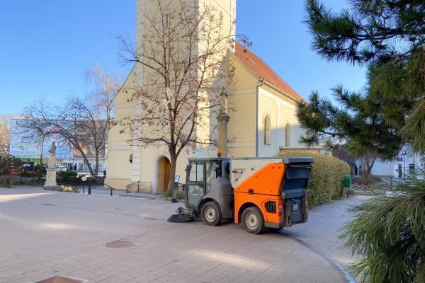 Začalo sa jarné čistenie ciest