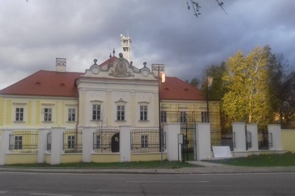 Žltý kaštieľ bude skvieť opäť v pôvodnej kráse 