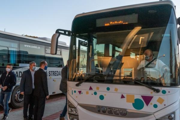 Szeptember 2-tól új expressz buszjárat közlekedik Pozsonyba