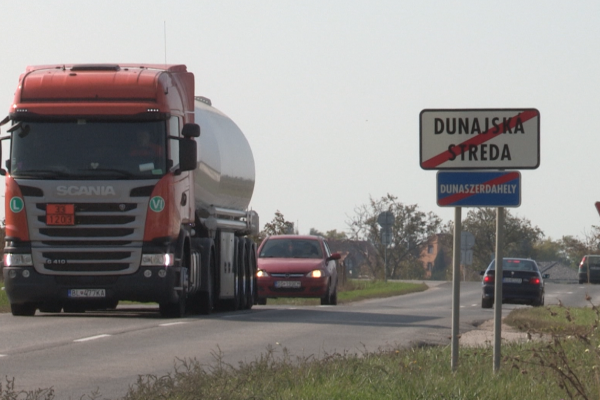 Kamióny vylúčené z centra Dunajskej Stredy 