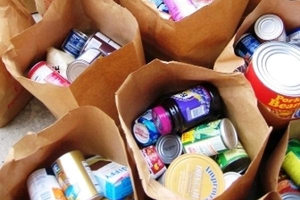 Adventná zbierka Dunajskostredskej farskej charity pre odkázané rodiny