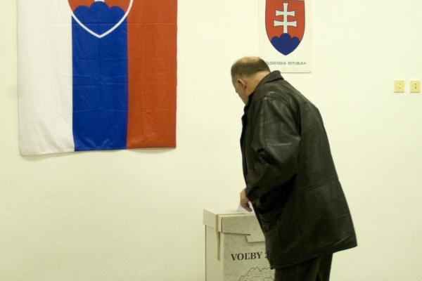 Infolinka k voľbám