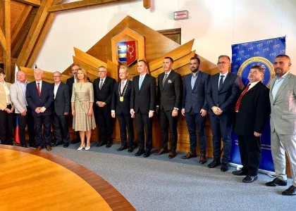 Dunaszerdahely és Zalaegerszeg testvérvárosi szerződést kötött